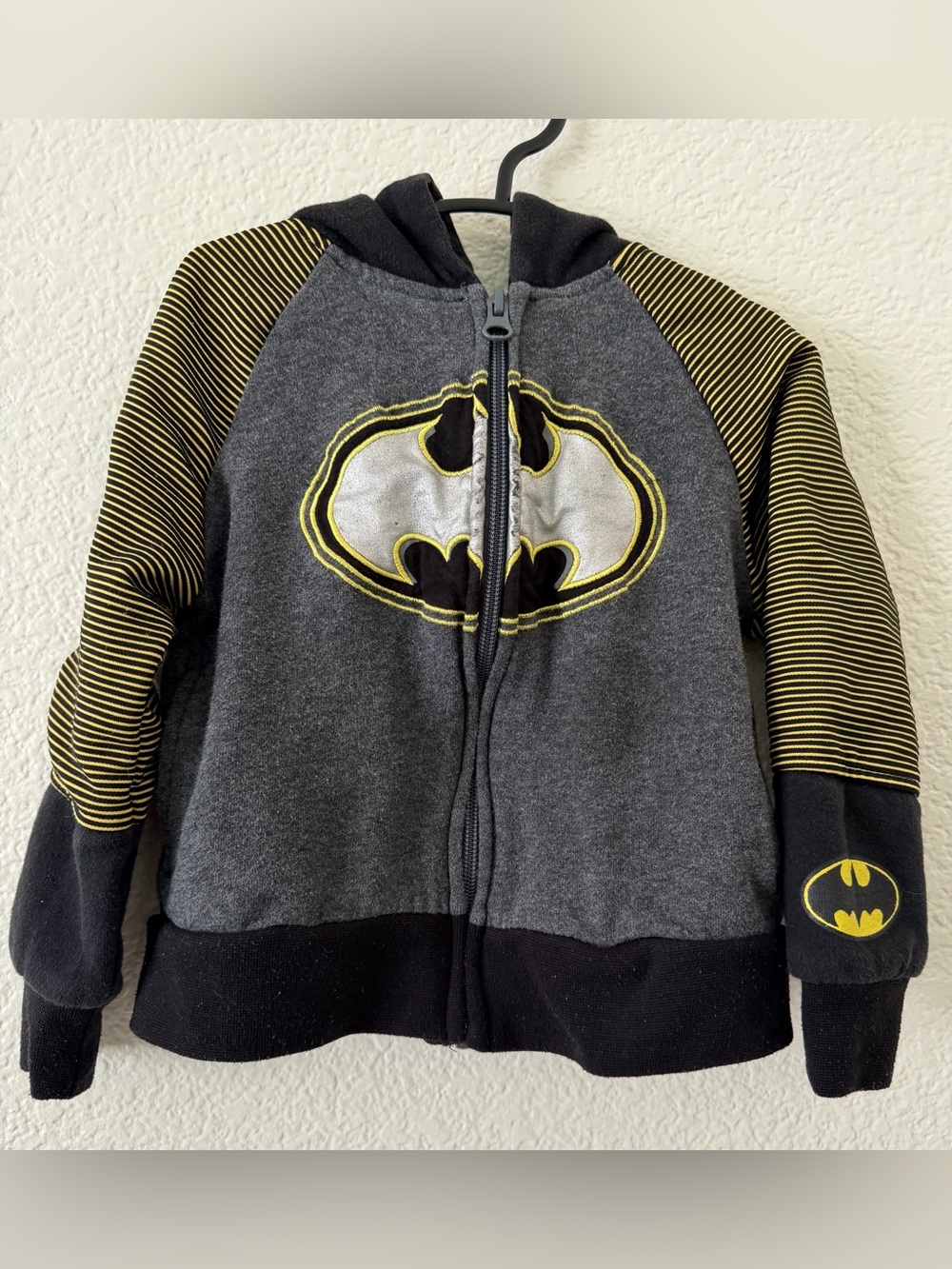 Batman Zip-Up Jacket - Picture 1 of 11